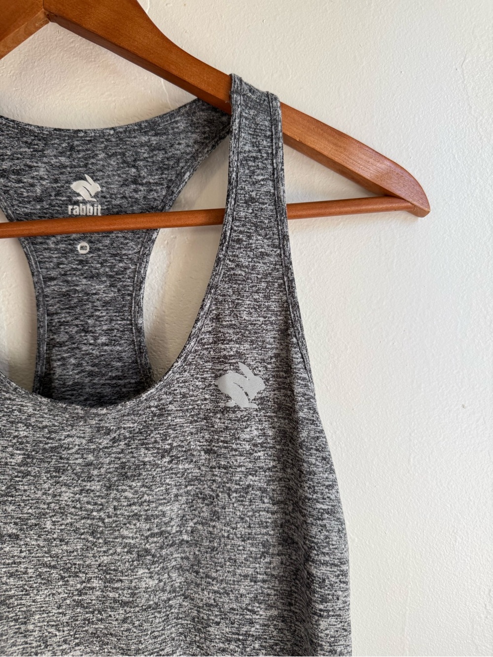 rabbit Women's EZ Tank Heathered Charcoal Running Top Medium - Picture 2 of 6